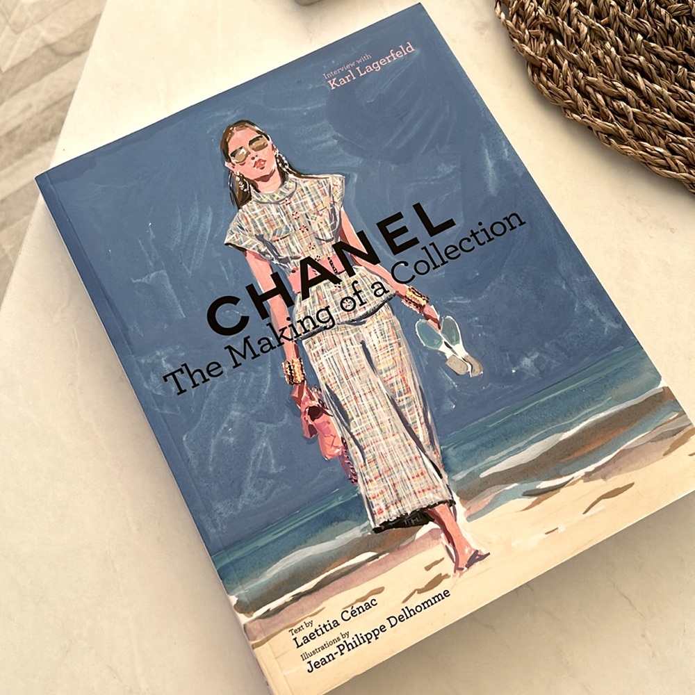 CHANEL COFFEE TABLE BOOK